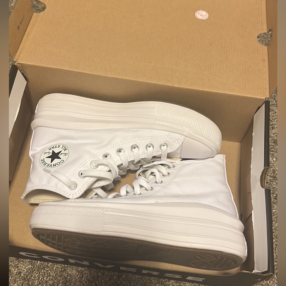 Chuck Taylor All Star Move Platform all white